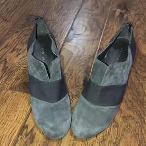 Gianni Bini suede heels